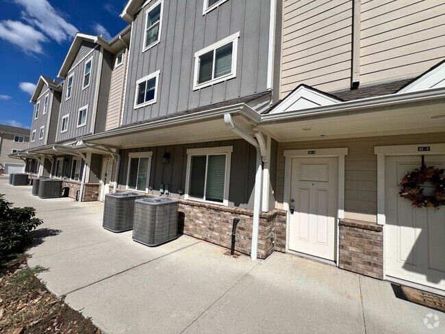 Building Photo - Bridgestone Crossing -3 bedroom 2.5 bath i... Rental