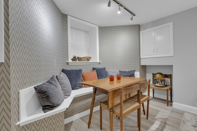 14 Auburn St Unit A