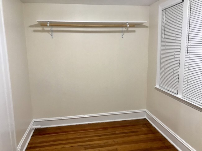 Photo - 285 Bronx Ave Unit 2