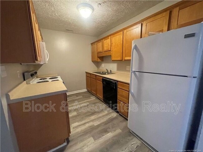 Photo - 3392 Galleria Dr