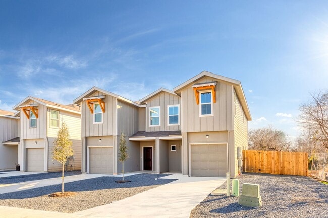 Brand New 3/2.5 Townhome - Brand New 3/2.5 Townhome