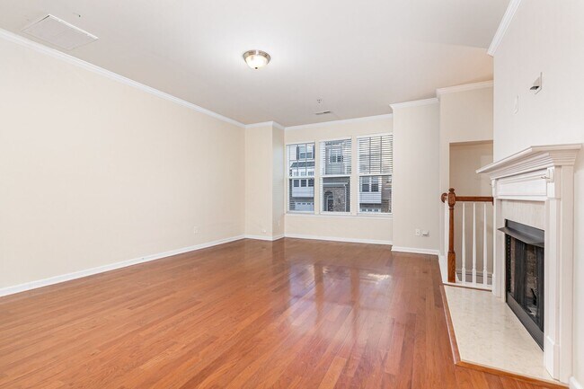 Photo - Glenwood North Townes