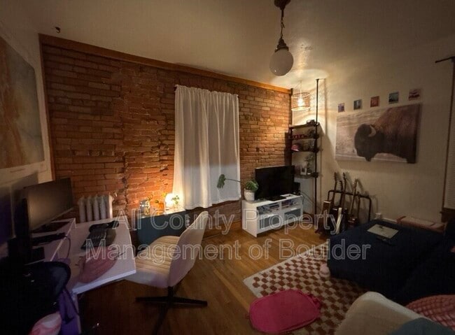 Photo - 2408 8th St Unit 6