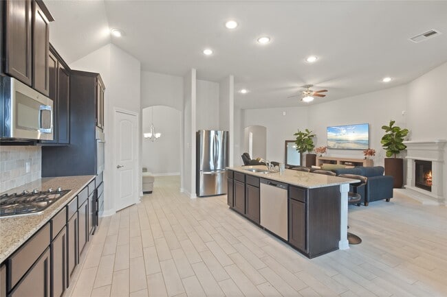 Photo - 24727 Horsetooth Dr