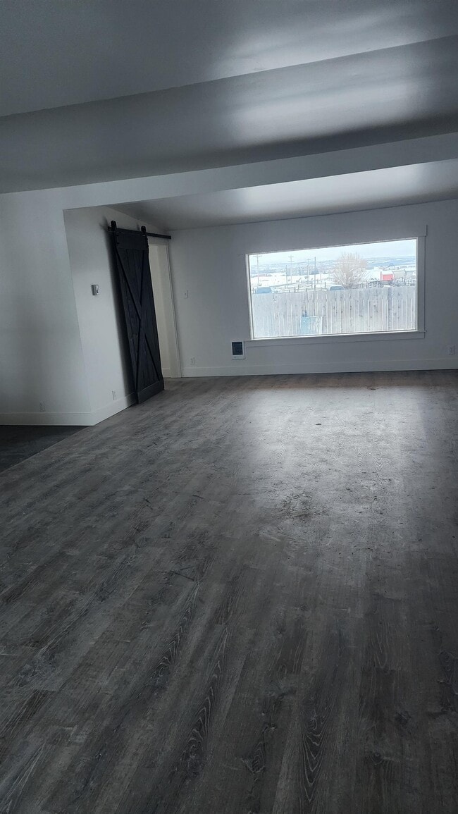 Photo - 6200 Smithson Rd