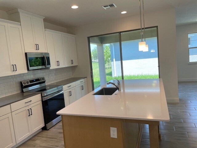 Photo - 7501 Wing Span Wy