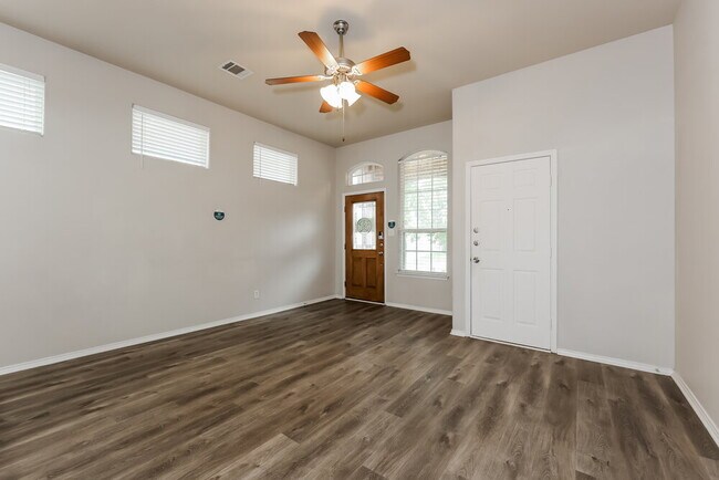 Photo - 5740 Parkview Hills Ln