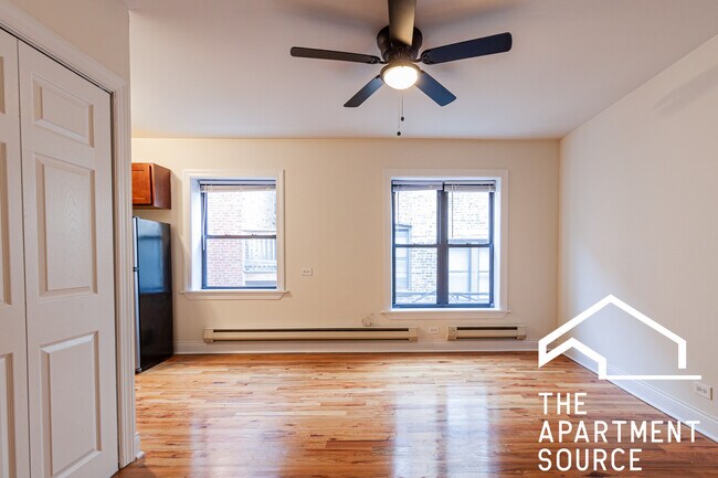 Photo - 809 W Cornelia Ave