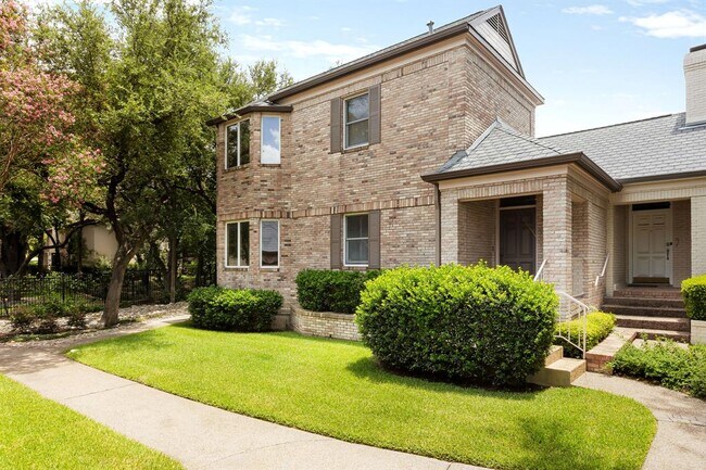 2834 Montebello Rd