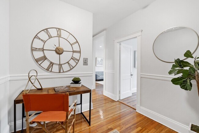 Photo - 1564 Commonwealth Ave Unit 1