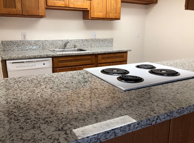 Photo - 1007 Clinton Rd