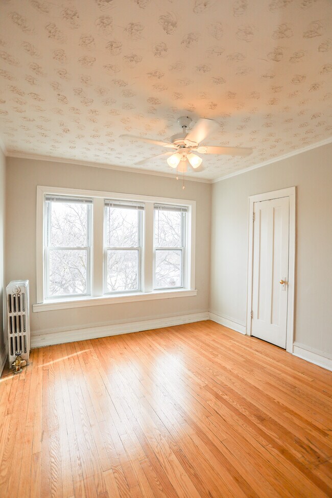 Photo - 4134 N Avers Ave Unit #2B