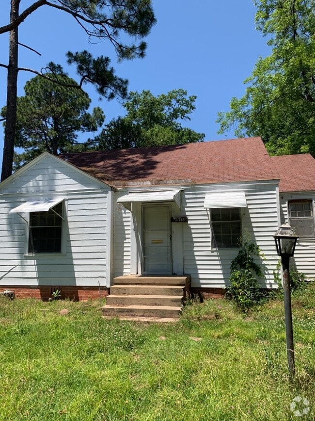 Building Photo - 2715 Thrasher St Rental