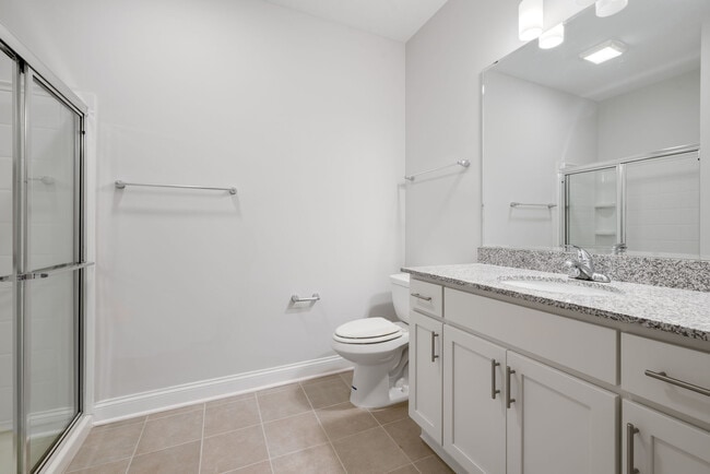 Traditions Suite Bath - Carrington Court - Seniors 55+