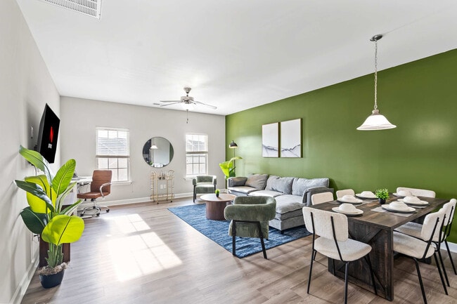 Building Photo - 12830 Delvin Castle Ct Rental