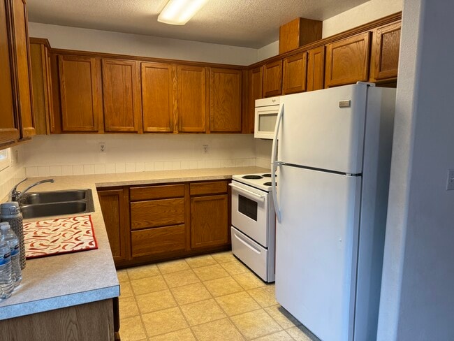 Photo - 3237 Olive St