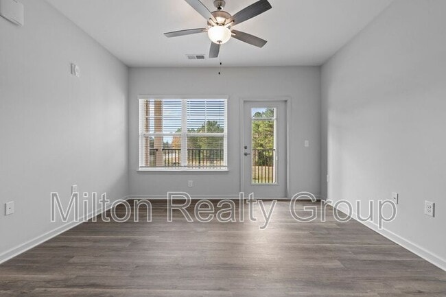 Photo - 250 Grove Cir Unit APT. 102