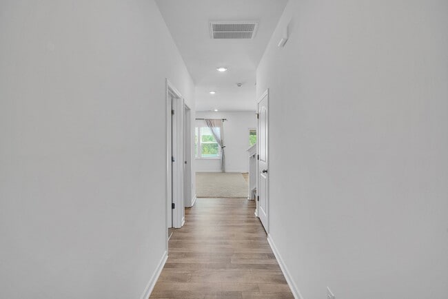 Photo - 1224 Maxwell Ct