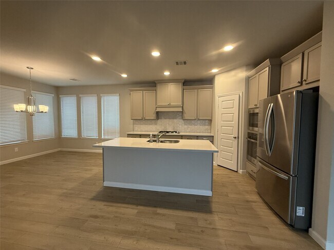 Photo - 4226 Colony Ln