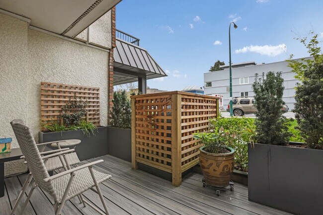 Photo - 2040 Cornwall Ave Unité SI ID1051875P