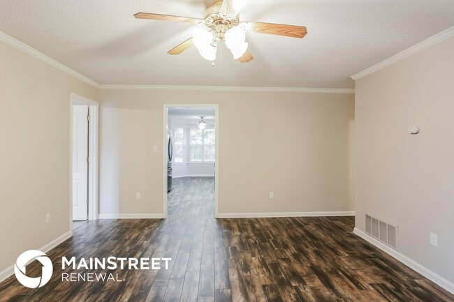 Photo - 7644 Woodshire Dr