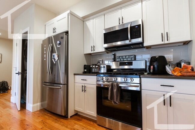 Photo - NO FEE!   NICE, RENOVATED BRIGHTON 3 BED/2 BATH FOR 9/1