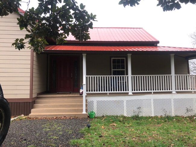 Photo - 123 N Norris Dr