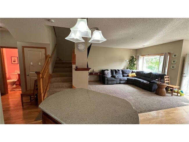 Photo - 170 Morgan Ln