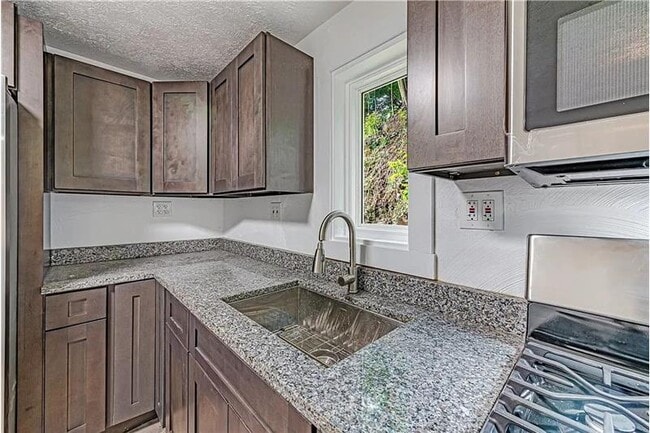 Photo - 4205 Stanton Ave