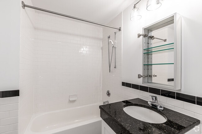 2BR, 2BA - Bathroom