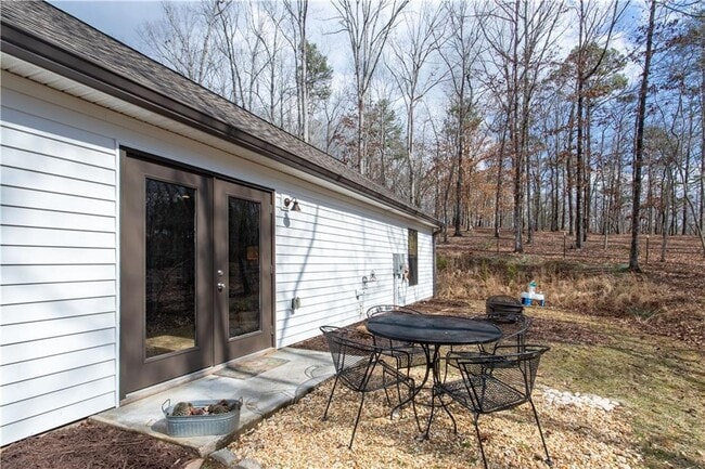 Photo - 7621 Maple Pl