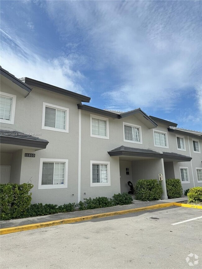 Building Photo - 11810 NE 19th Dr Rental
