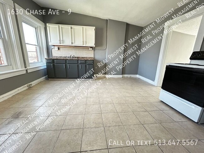 Photo - 1630 Chase Ave Unit 9