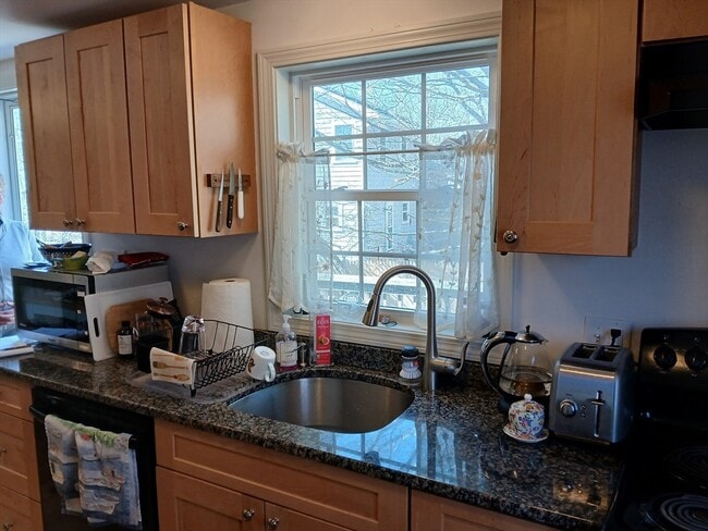 Photo - 80 Thatcher Rd Unit 3