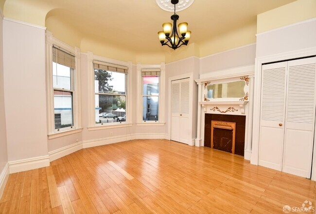 Building Photo - 668 Capp St Rental