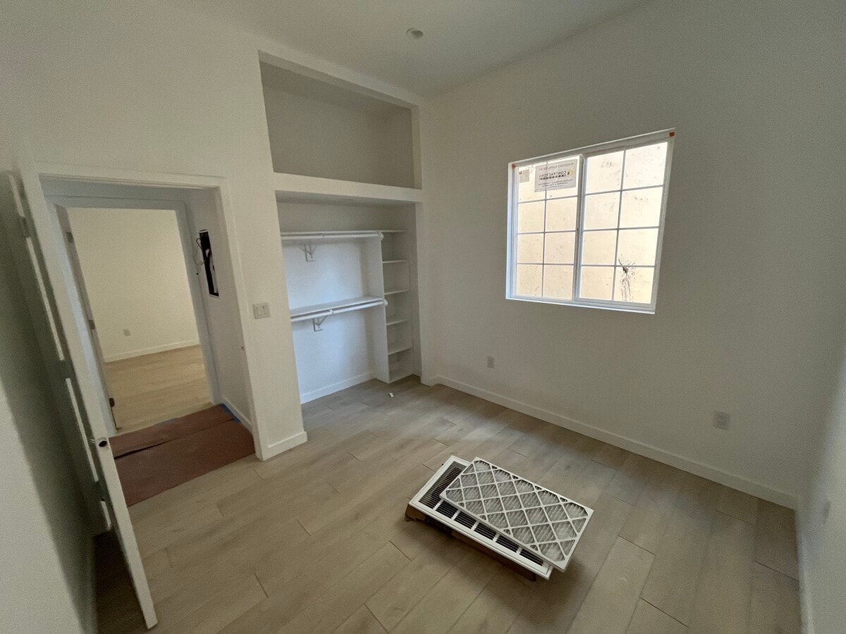 Photo - 3929 Brighton Ave