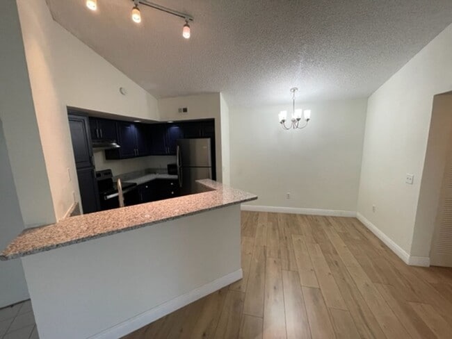 Building Photo - Ponte Verde Condominium