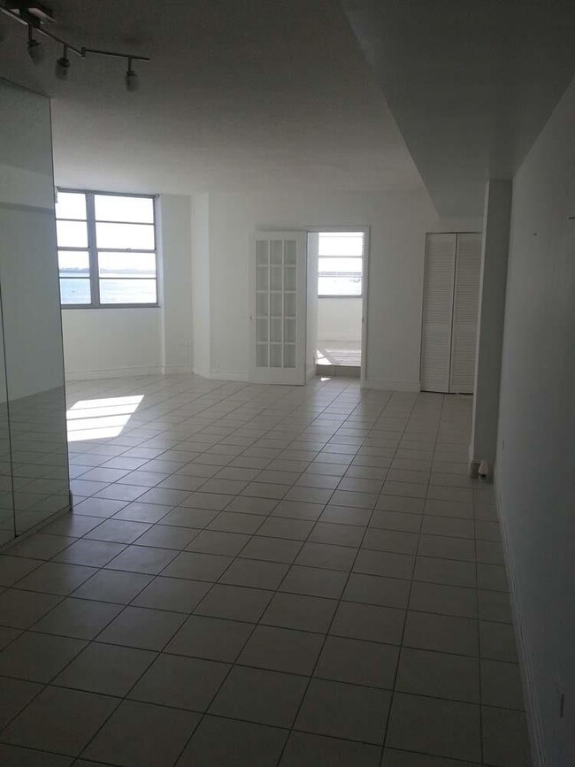 Photo - 801 Brickell Bay Dr Condo Unit 1665