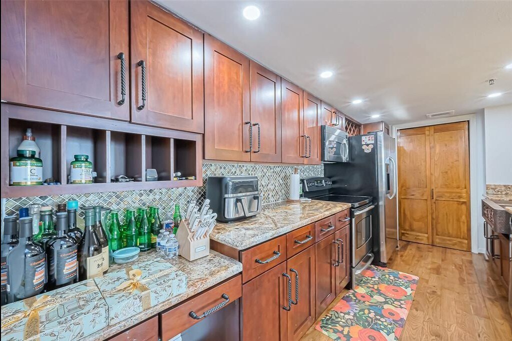 Photo - 3525 Sage Rd Unit 1517