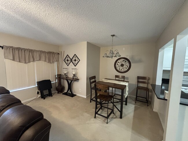 335 Knotty Pine Cir Unit D2