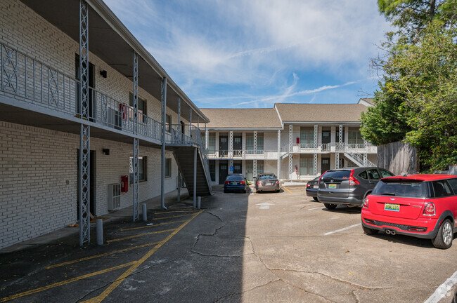 Building Photo - Cliff Corners Rental