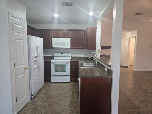 Photo - 103 Hummingbird Ct