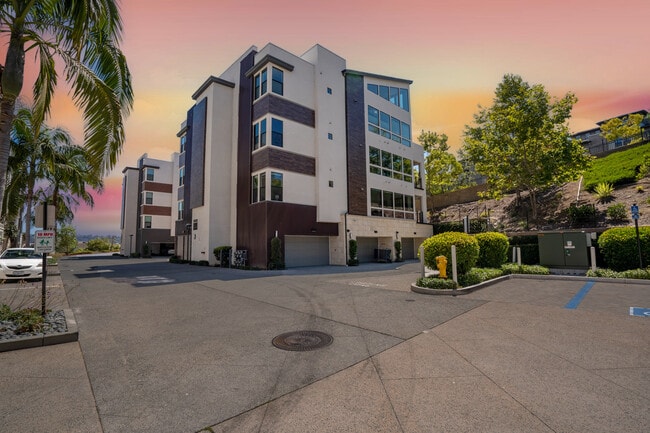 Building Photo - 8570 Aspect Dr Rental