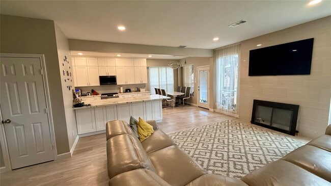 Photo - 22430 Tullis Trail Ct