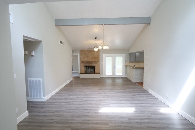 Photo - 15654 Boulder Oaks Dr