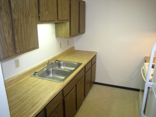 Photo - Harrison Apartments