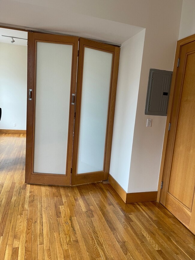 Photo - 477 St Marks Pl