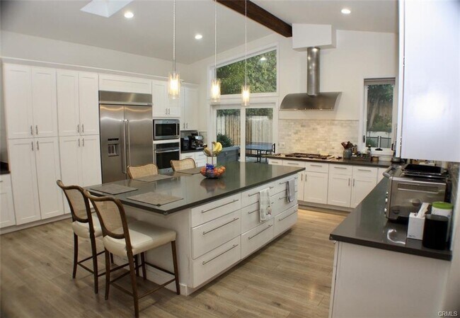 Photo - 4820 Abbeyville Ave