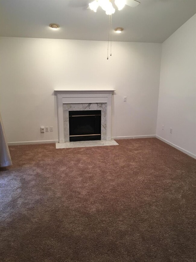 Photo - 3 Bedroom Hendersonville Ranch