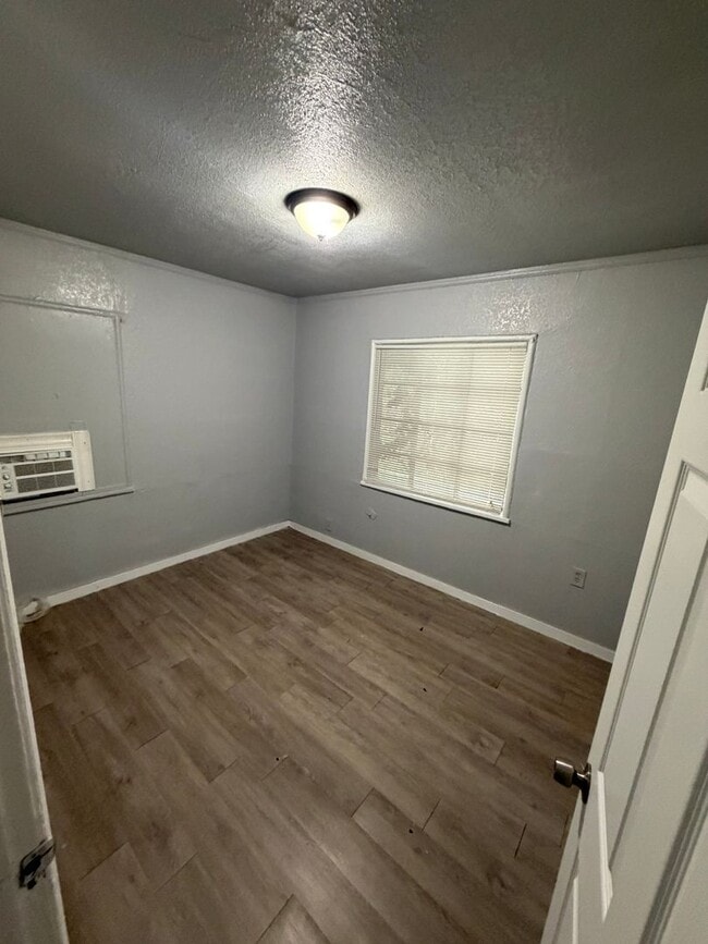 Photo - Single-Family Home Available in 76107